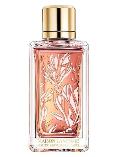 Lancôme Magnolia Rosae fragrance bottle