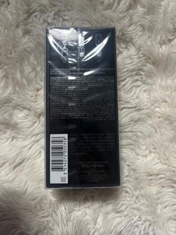 Yves Saint Laurent Y Eau de Parfum New With Packaging thumbnail 2
