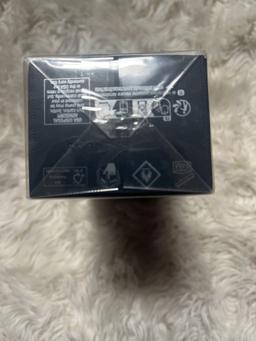 Yves Saint Laurent Y Eau de Parfum New With Packaging thumbnail 4