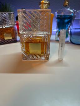 Lattafa Khamrah Perfumes Decant thumbnail 1