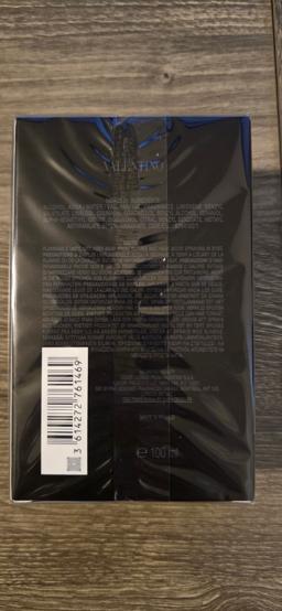 Valentino Born in Roma Extradose Uomo New With Packaging thumbnail 2