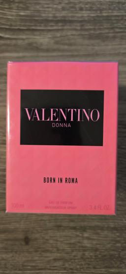 Valentino Donna Born In Roma New With Packaging thumbnail 1