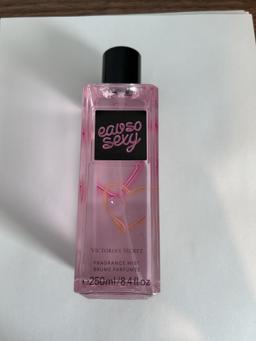 Victoria's Secret Eau so Sexy body spray Preowned With Packaging thumbnail 2
