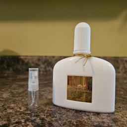 Tom Ford White Patchouli Decant thumbnail 1
