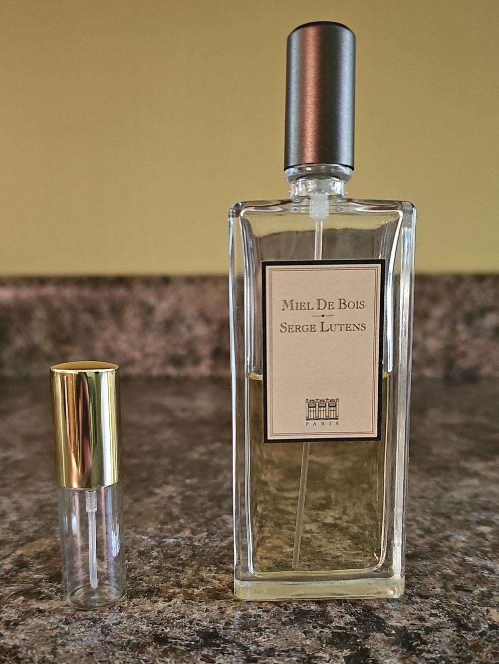 Serge Lutens Miel de Bois Decant