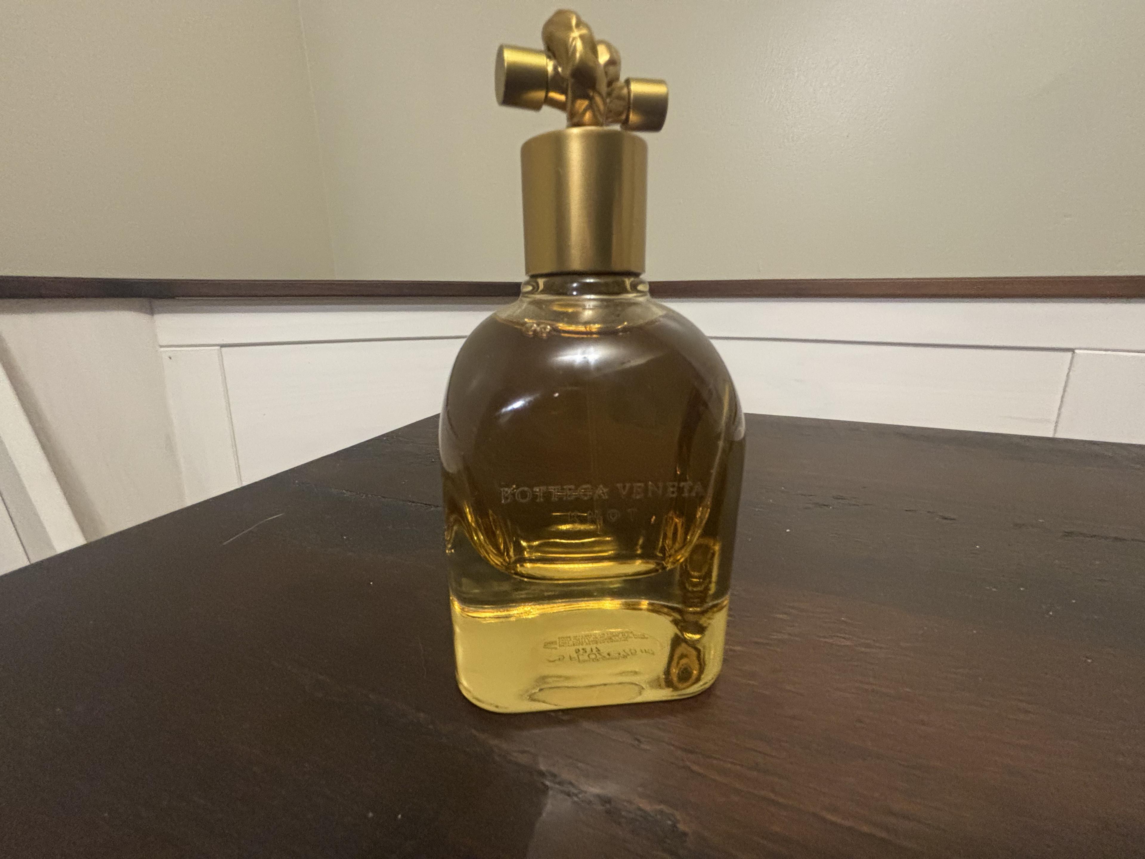 Knot Eau Absolue Bottega Veneta perfume
